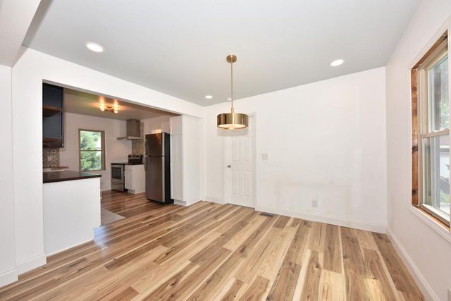 634 S 104th STREET, West Allis, WI 53214