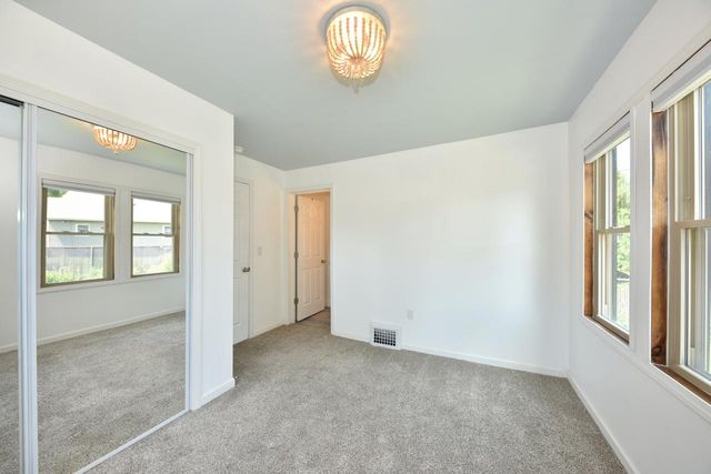 634 S 104th STREET, West Allis, WI 53214