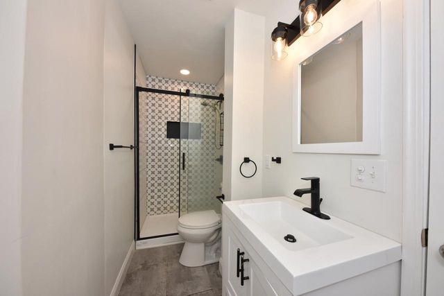634 S 104th STREET, West Allis, WI 53214