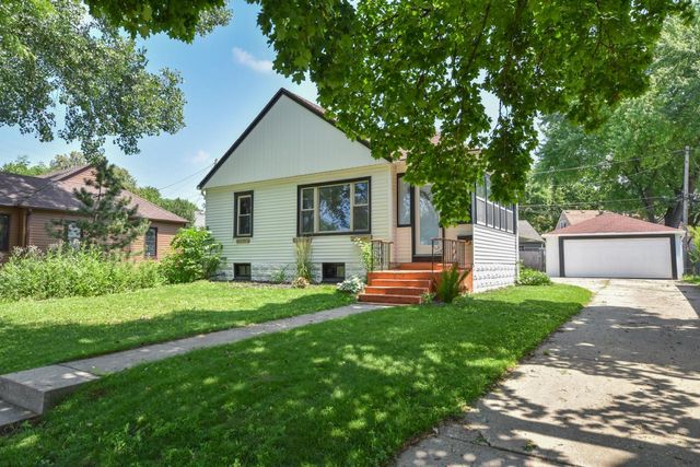 634 S 104th STREET, West Allis, WI 53214