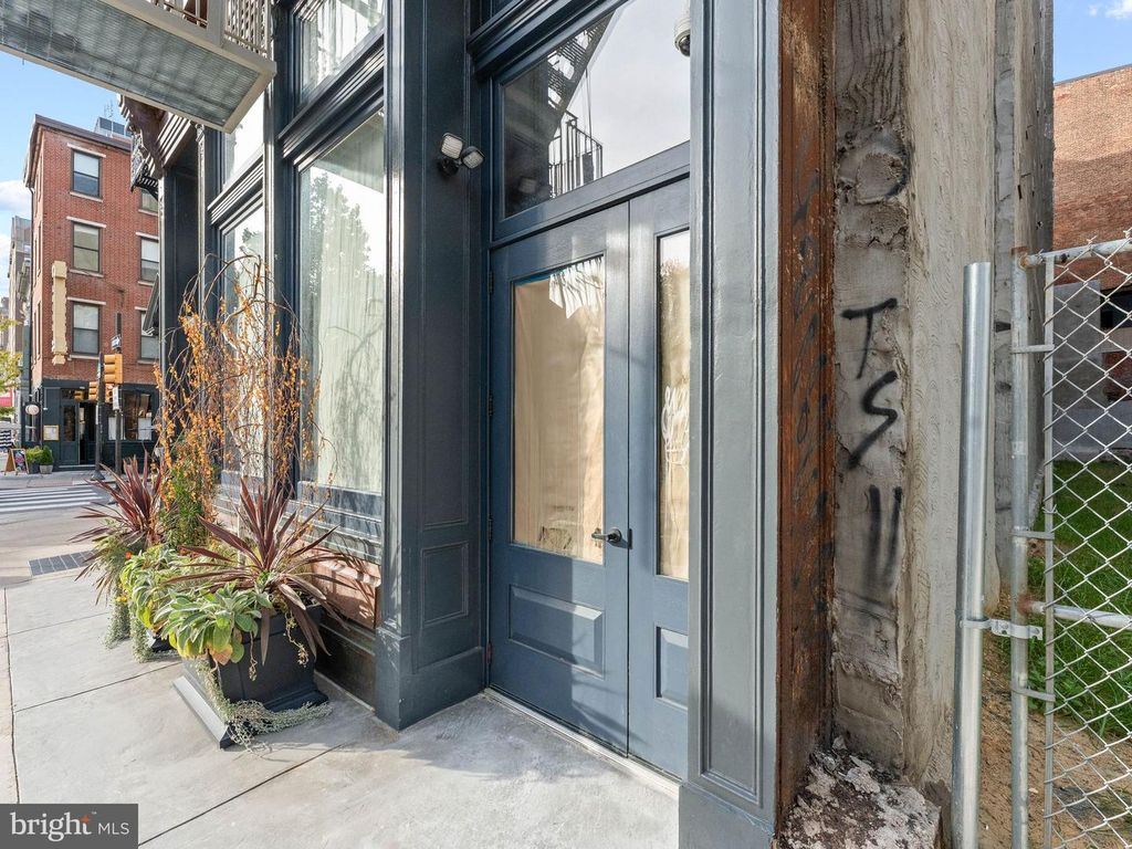 241 CHESTNUT ST. ST #B, PHILADELPHIA, PA 19106 — photo 4