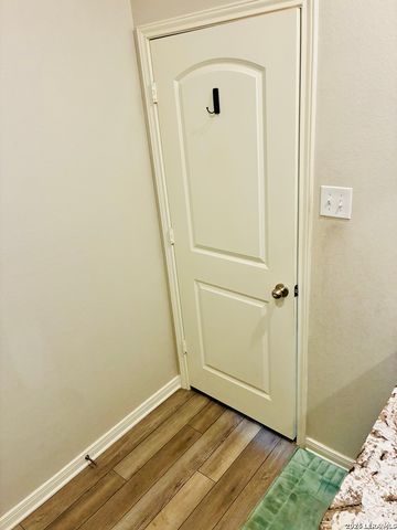 9326 Aniston Bluff, Converse, TX 78109