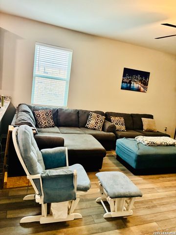 9326 Aniston Bluff, Converse, TX 78109