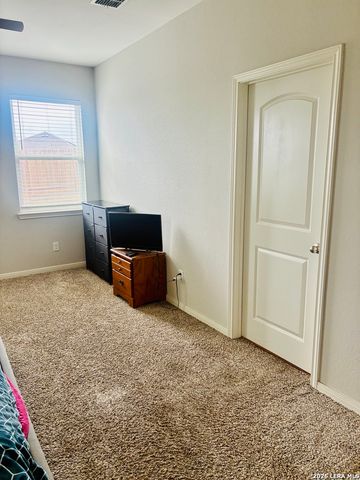 9326 Aniston Bluff, Converse, TX 78109