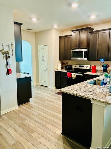 9326 Aniston Bluff, Converse, TX 78109