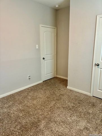 9326 Aniston Bluff, Converse, TX 78109