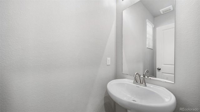 3960 N Rome Street, Aurora, CO 80019