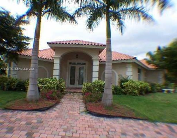 950 Greensward Lane, Delray Beach, FL 33445