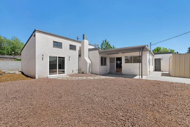 3223 Judy Place NE, Albuquerque, NM 87111