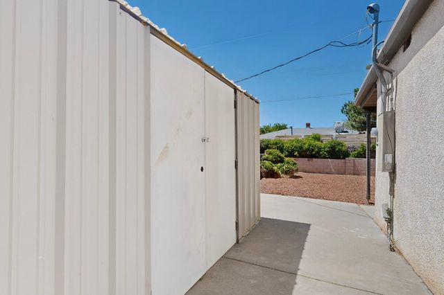 3223 Judy Place NE, Albuquerque, NM 87111