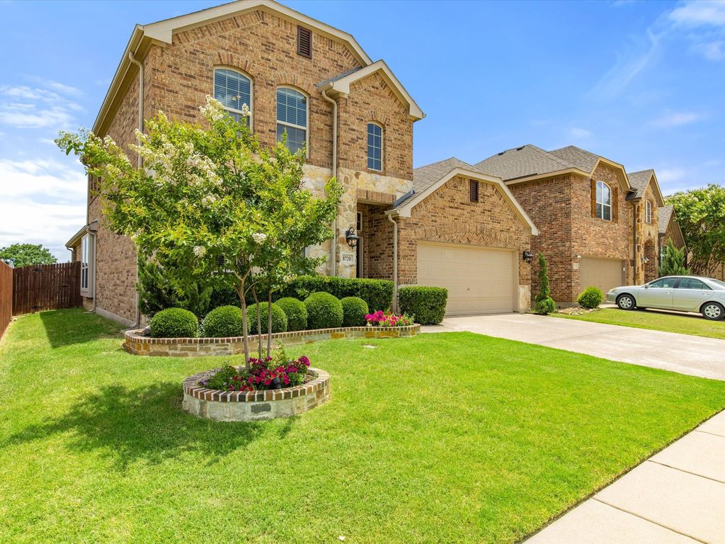 8720 Devonshire Drive, Fort Worth, TX 76131 — photo 2