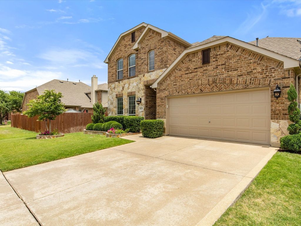 8720 Devonshire Drive, Fort Worth, TX 76131 — photo 3