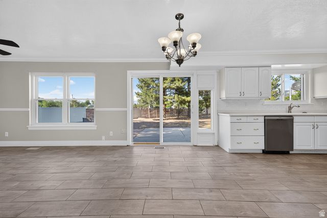 5473 S WALDEN WOOD CIR, Murray, UT 84123