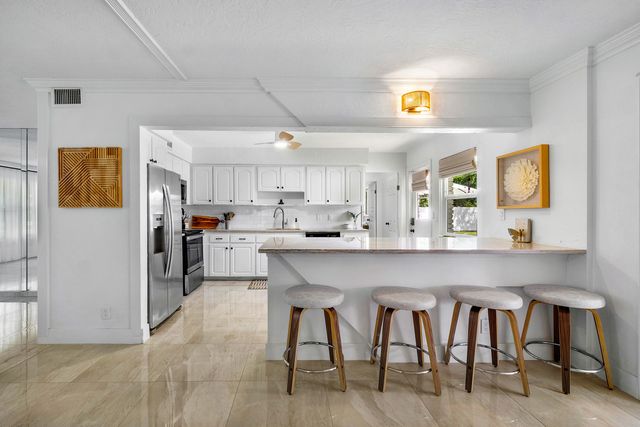 4300 Brooks Avenue, West Palm Beach, FL 33407