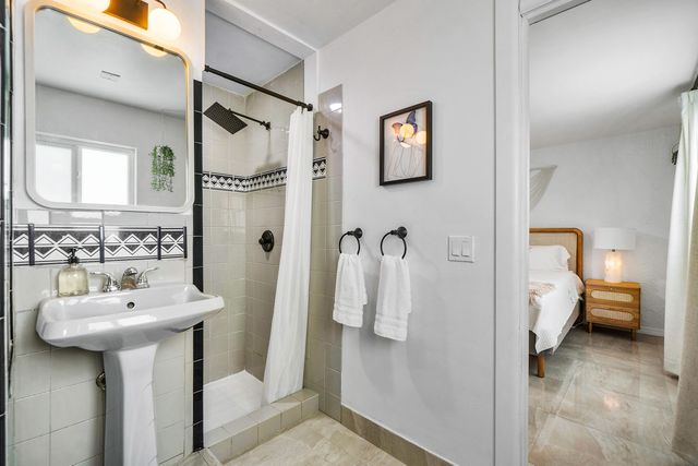 4300 Brooks Avenue, West Palm Beach, FL 33407