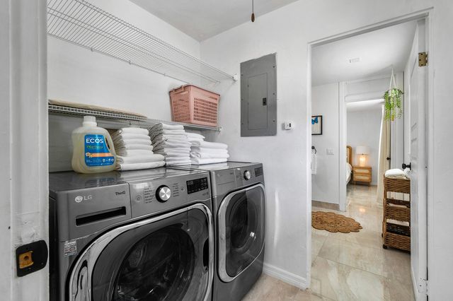 4300 Brooks Avenue, West Palm Beach, FL 33407