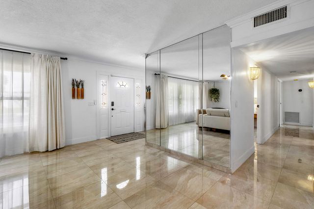 4300 Brooks Avenue, West Palm Beach, FL 33407