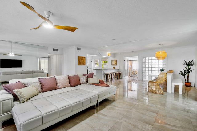 4300 Brooks Avenue, West Palm Beach, FL 33407