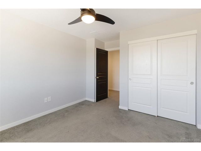 135 Foxtail Dr, Hudson, CO 80642
