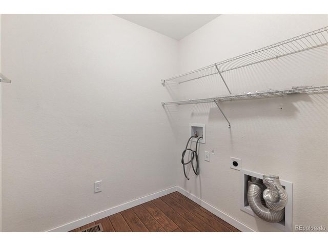 135 Foxtail Dr, Hudson, CO 80642