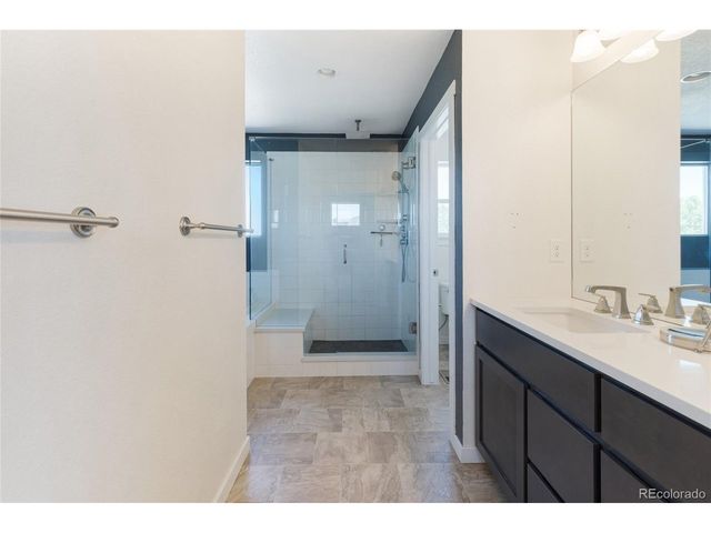 135 Foxtail Dr, Hudson, CO 80642