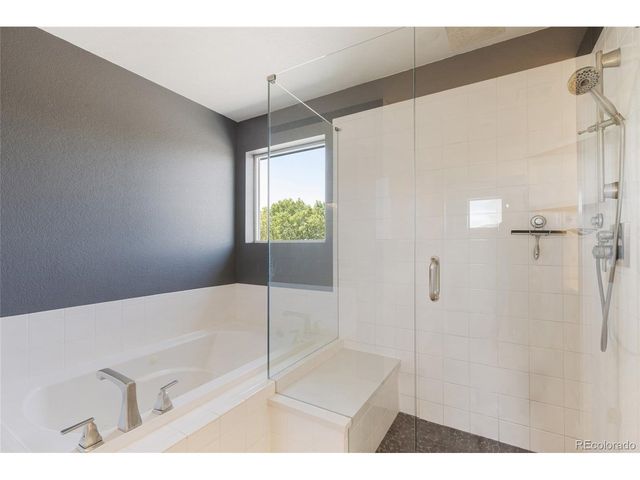 135 Foxtail Dr, Hudson, CO 80642
