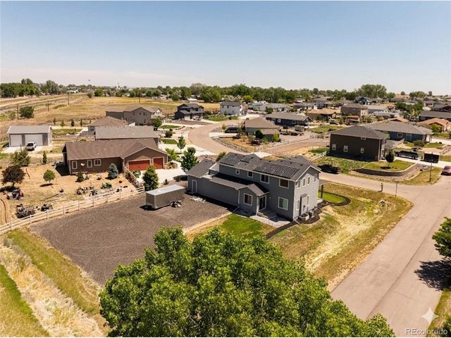 135 Foxtail Dr, Hudson, CO 80642