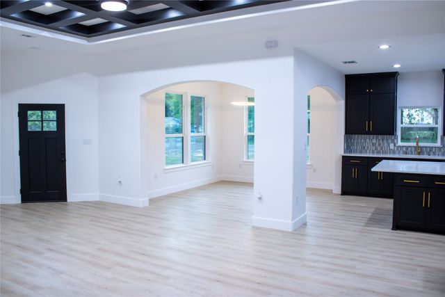 2212 Lakeshore Lane, Glenn Heights, TX 75154