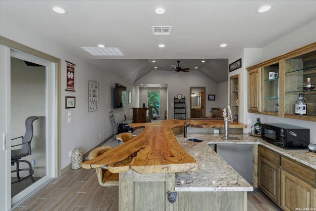 1466 Crossbow, Canyon Lake, TX 78133