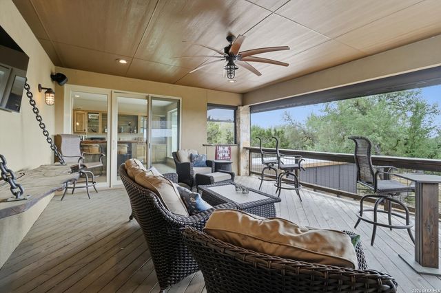 1466 Crossbow, Canyon Lake, TX 78133