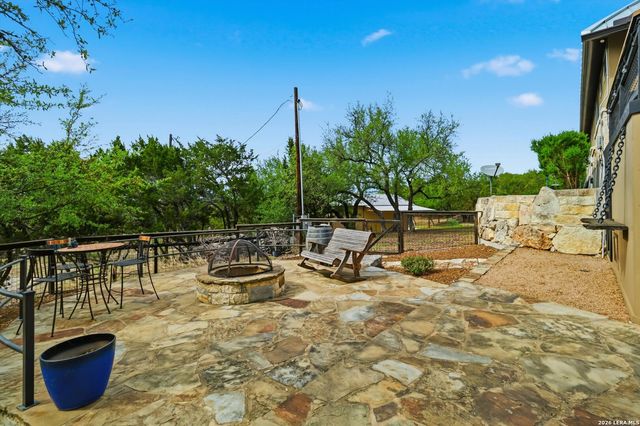 1466 Crossbow, Canyon Lake, TX 78133