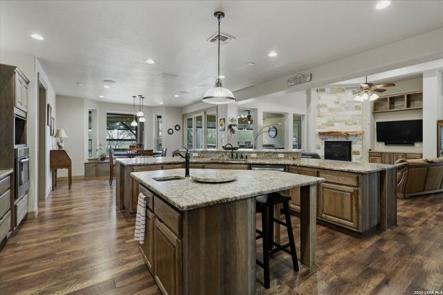 1466 Crossbow, Canyon Lake, TX 78133