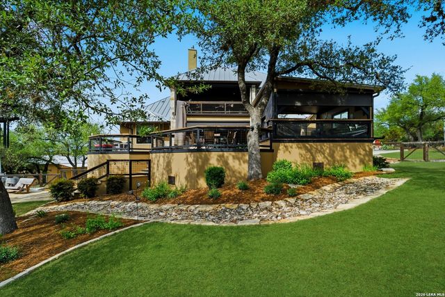1466 Crossbow, Canyon Lake, TX 78133