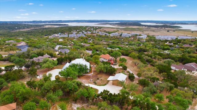 1466 Crossbow, Canyon Lake, TX 78133