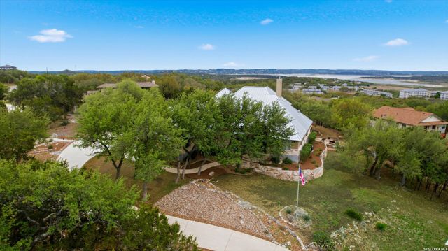 1466 Crossbow, Canyon Lake, TX 78133