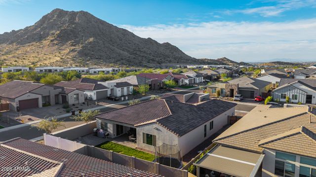 4823 W FLAT IRON Court, Queen Creek, AZ 85144