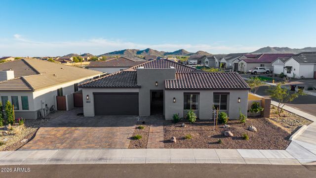 4823 W FLAT IRON Court, Queen Creek, AZ 85144