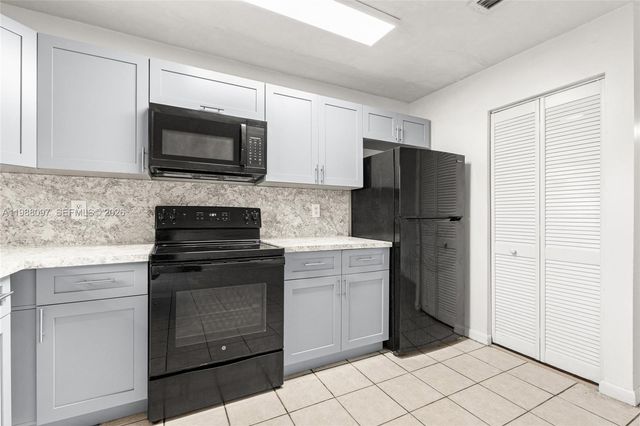 28145 SW 142nd Ct 0, Homestead, FL 33033