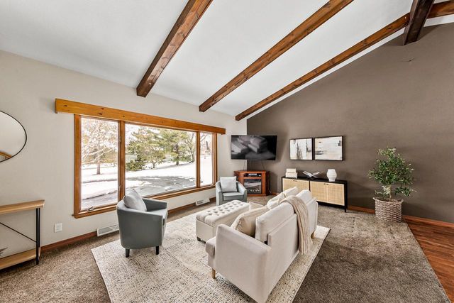 N41W33425 Nashotah ROAD, Nashotah, WI 53058