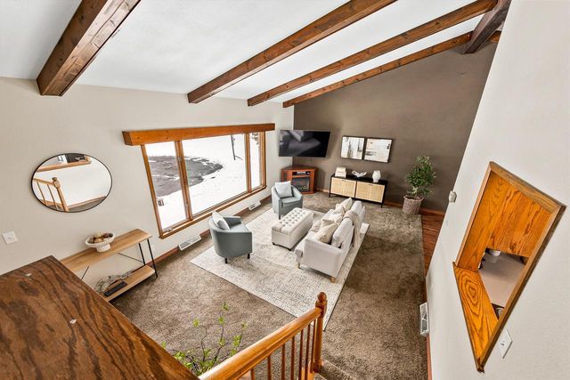 N41W33425 Nashotah ROAD, Nashotah, WI 53058