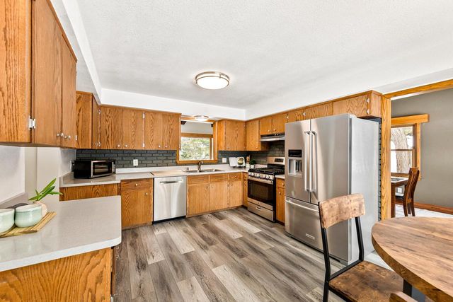 N41W33425 Nashotah ROAD, Nashotah, WI 53058