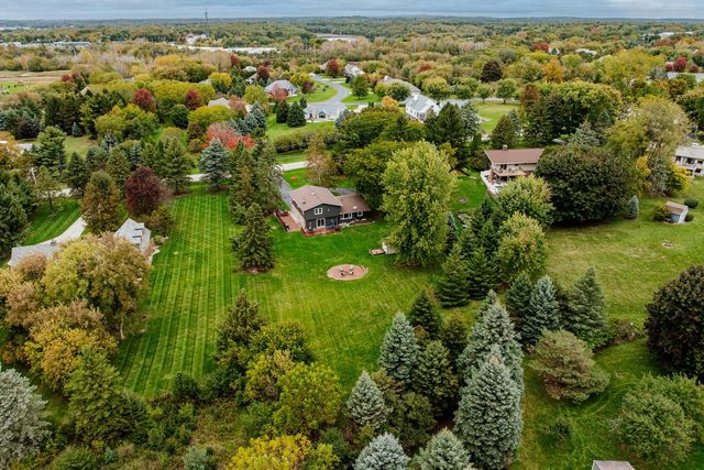 N41W33425 Nashotah ROAD, Nashotah, WI 53058