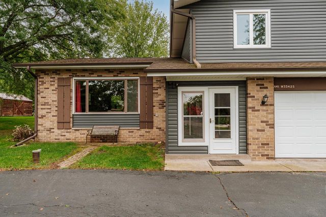 N41W33425 Nashotah ROAD, Nashotah, WI 53058