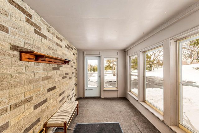 N41W33425 Nashotah ROAD, Nashotah, WI 53058