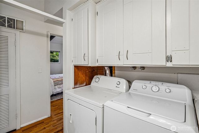 1208 NE Northgate Way, Seattle, WA 98125