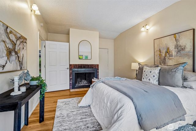 1208 NE Northgate Way, Seattle, WA 98125