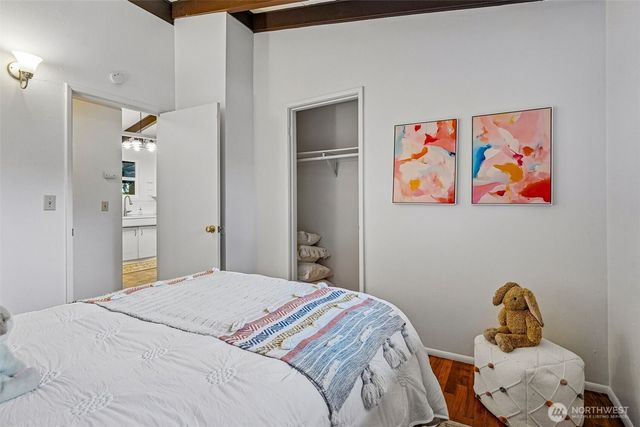1208 NE Northgate Way, Seattle, WA 98125