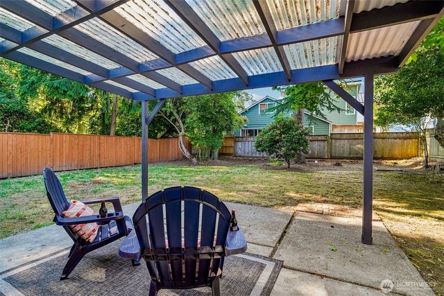 1208 NE Northgate Way, Seattle, WA 98125