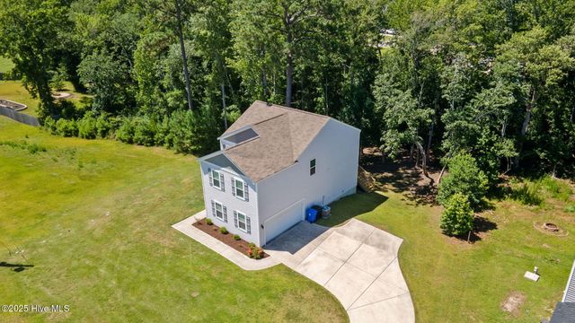 107 Tralee Place, Holly Ridge, NC 28445