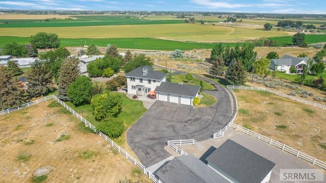 9233 S Ammon Road, Idaho Falls, ID 83406